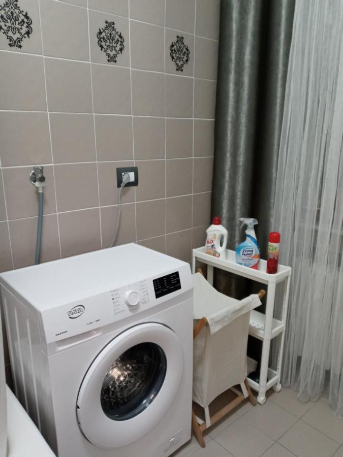 Sara Apartman Fidenza Kültér fotó